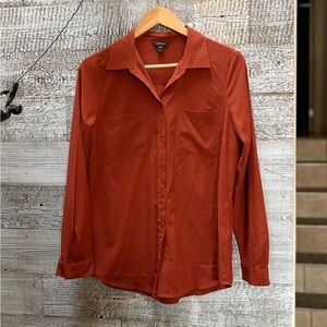 🏷 RW&Co | Women's M - Silky Rust Pumpkin Orange Button-Down Business Shirt